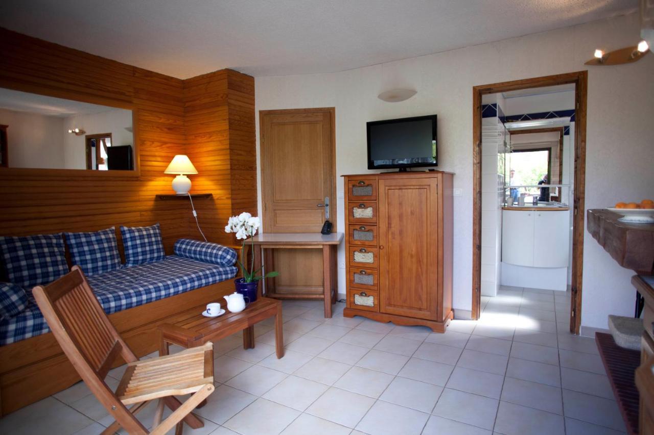 Appart hôtel STUDIHOTEL Palaiseau Plateau Saclay Extérieur photo
