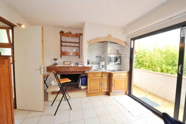 Appart hôtel STUDIHOTEL Palaiseau Plateau Saclay Extérieur photo