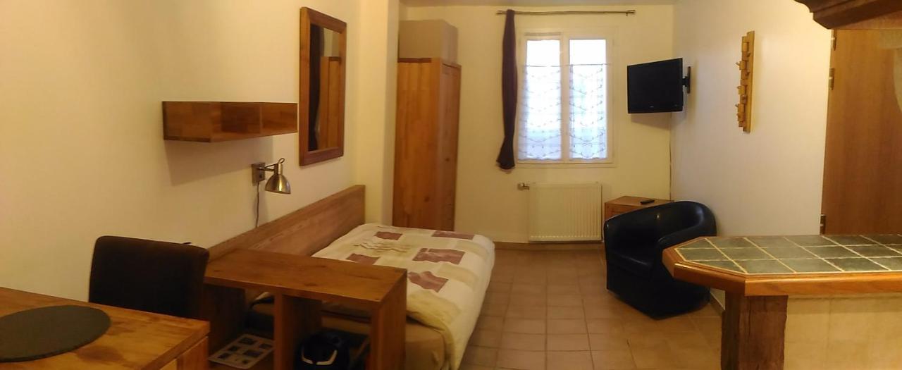 Appart hôtel STUDIHOTEL Palaiseau Plateau Saclay Extérieur photo